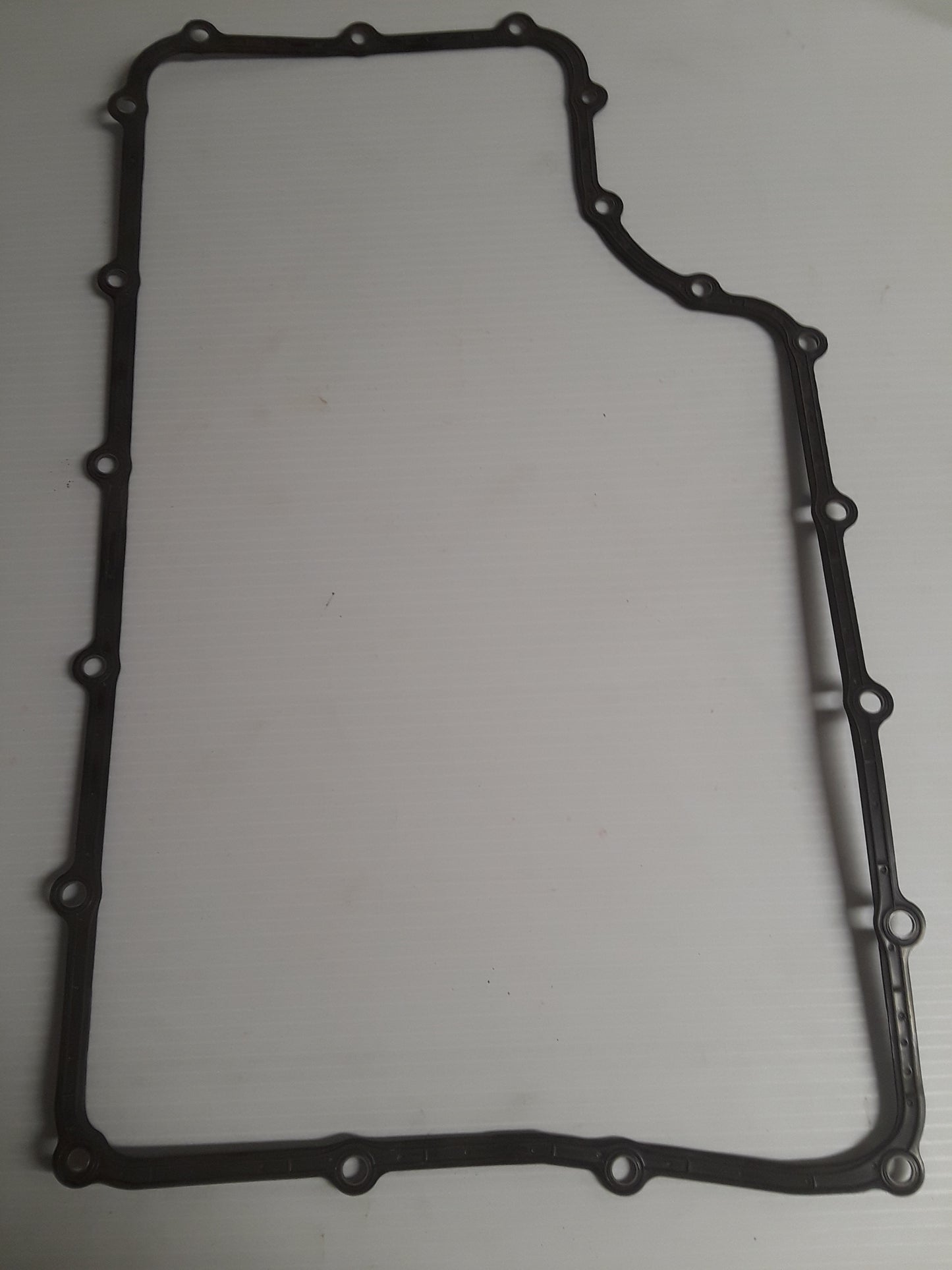 Empaque carter hule 6R140W 2011-