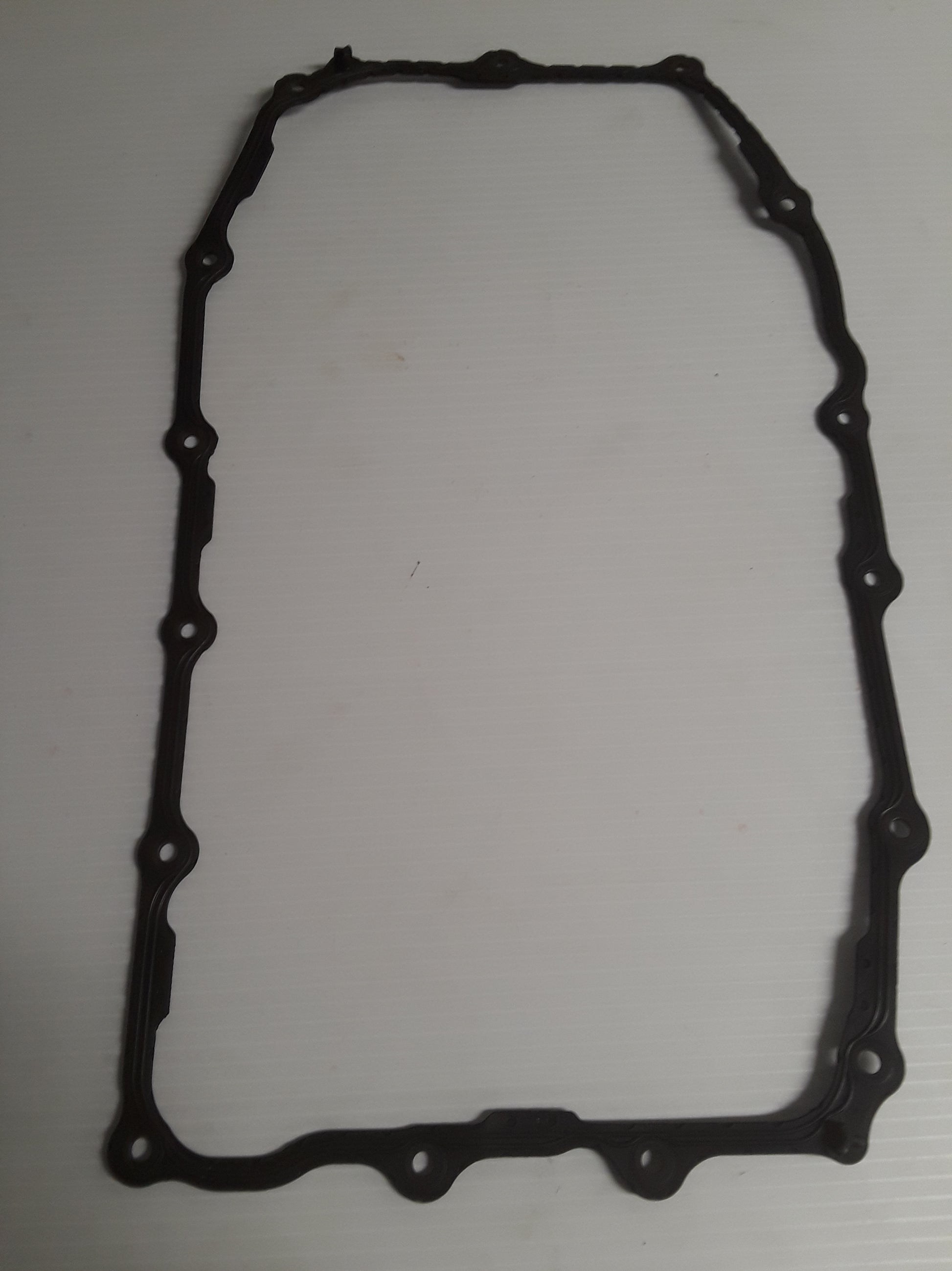 Empaque carter hule 8L90 2014-