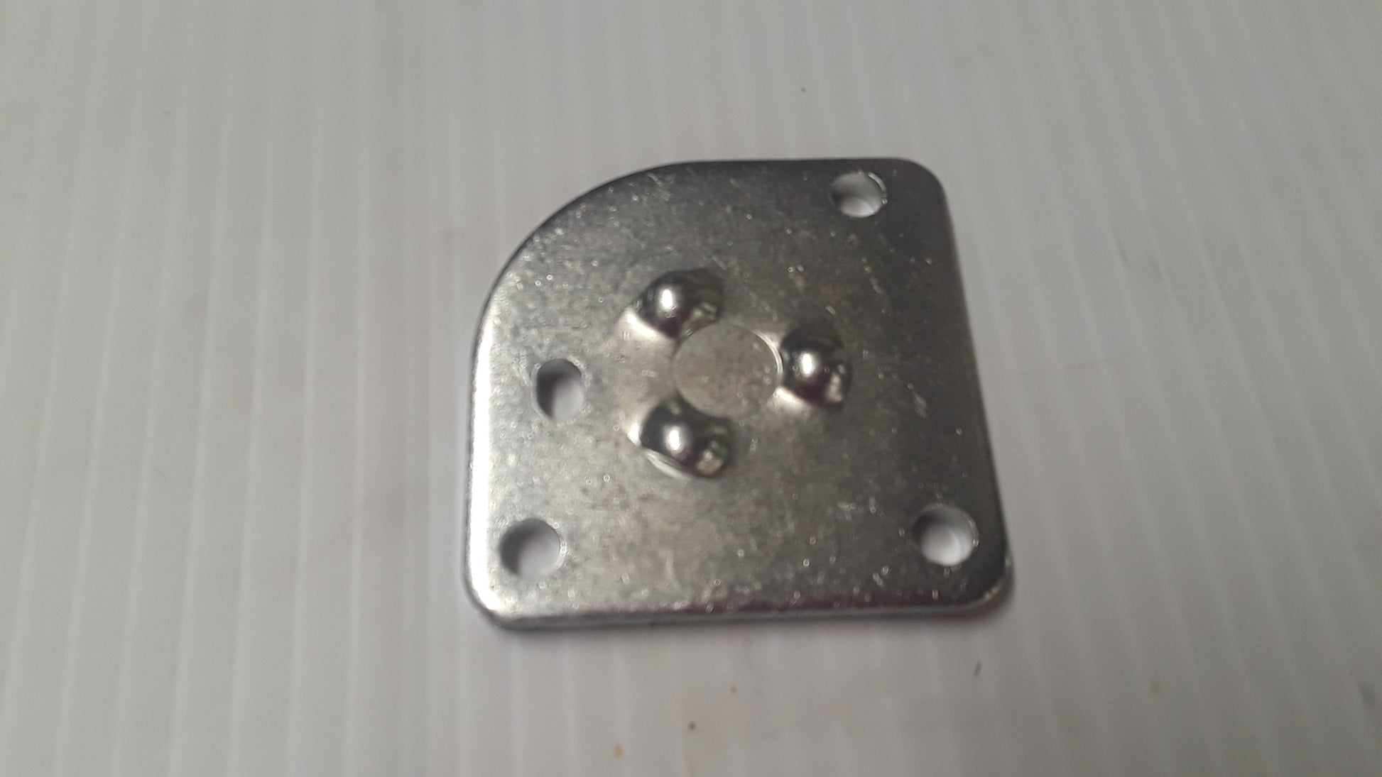 Tapa valvula auxiliar TH700-R4